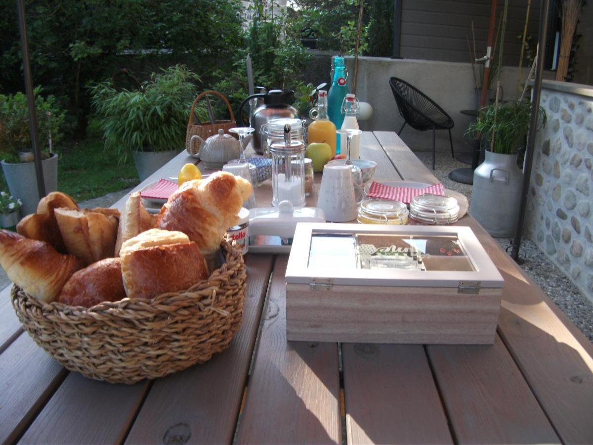 Bed and Breakfast Escapade Champetre Hauteville-sur-Fier Экстерьер фото